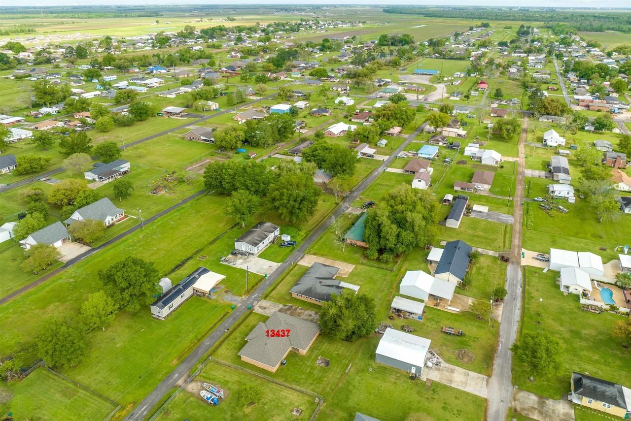 13437 Margaret St - Photo 6 of 21