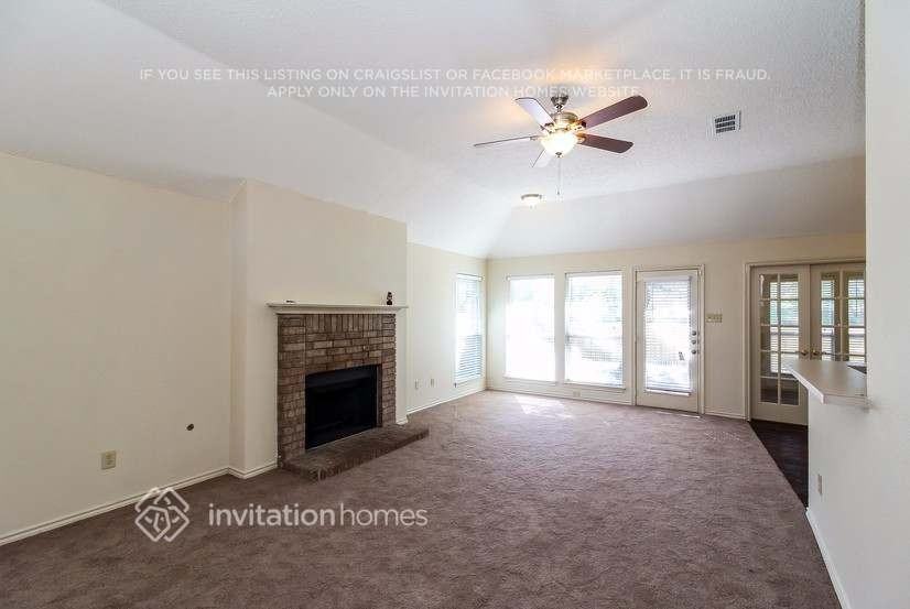 7614 Maui Ln - Photo 2 of 18