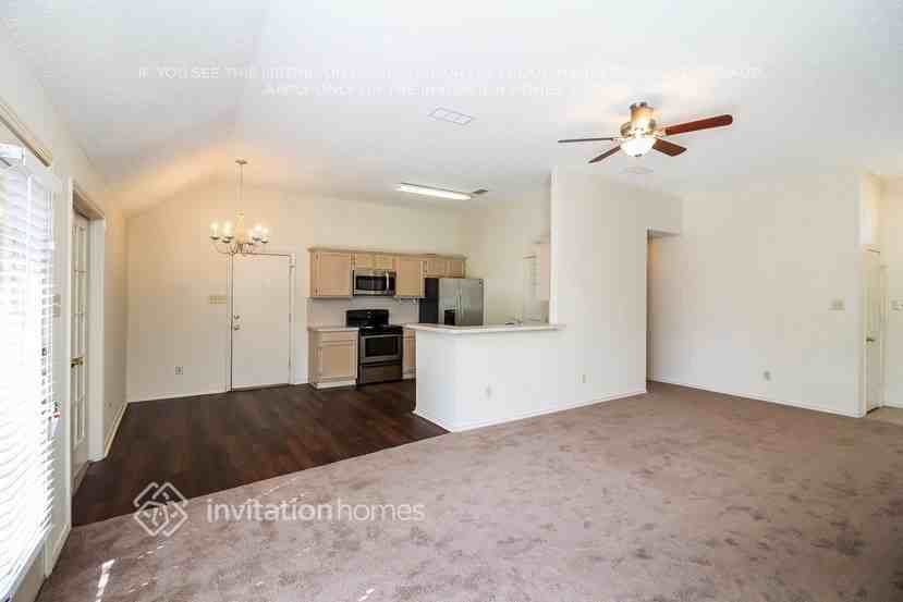 7614 Maui Ln - Photo 5 of 18