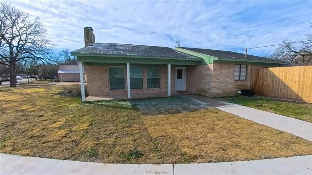 2804 Henry Ct - Photo 4 of 8