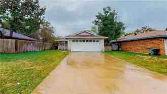 3112 Larkspur Cir - Photo 1 of 1