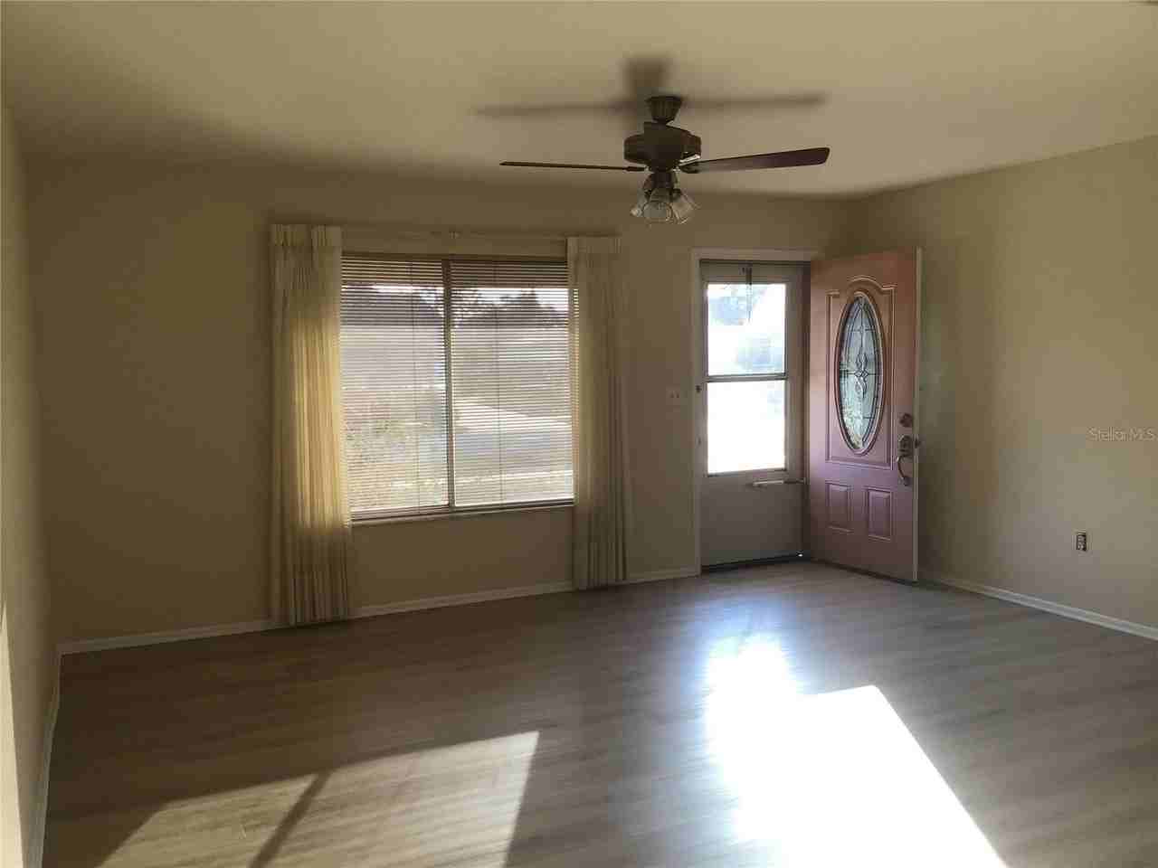 3087 Idlewood St - Photo 4 of 11