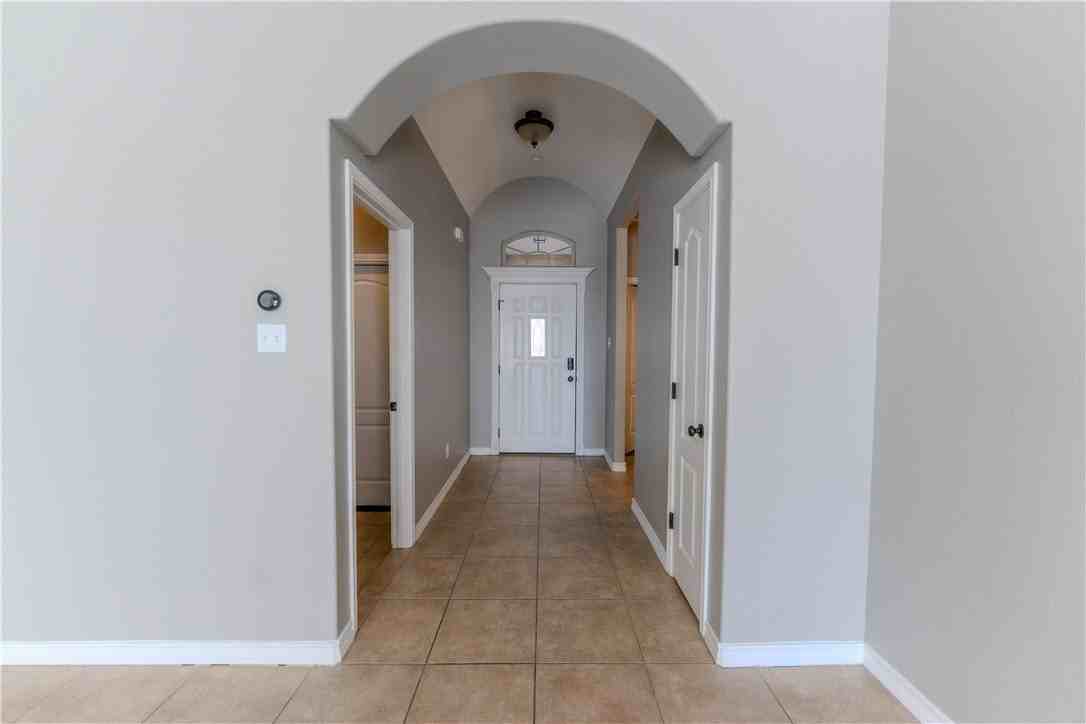 3001 Dante Dr - Photo 6 of 17