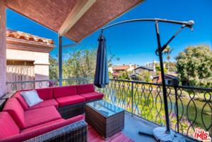 featured image of 225 Sherman Canal