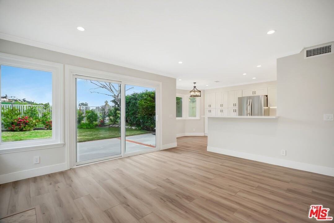 4016 Camino Plano - Photo 7 of 50