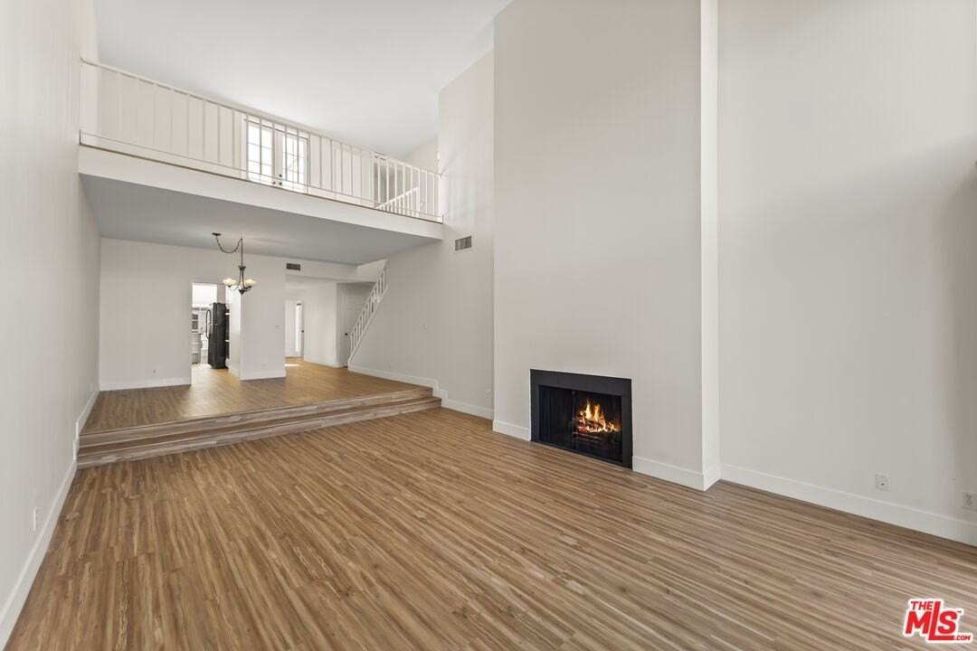 4338 Redwood Ave Unit B315 #B315 - Photo 4 of 29