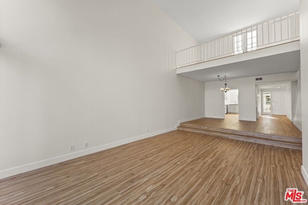 4338 Redwood Ave Unit B315 #B315 - Photo 5 of 29