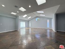 15962 Gault St - Photo 1 of 1