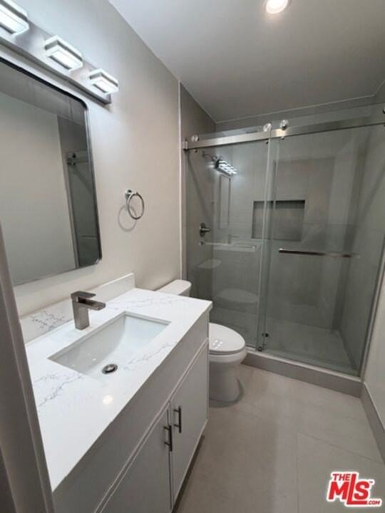 5191 Lindley Ave - Photo 5 of 46