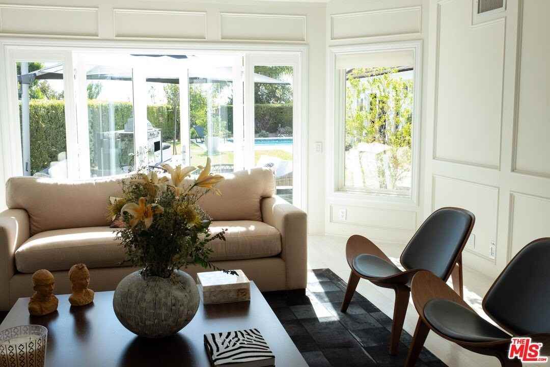 3063 Deep Canyon Dr - Photo 6 of 17