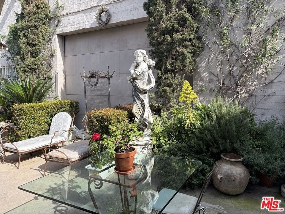 2252 W Washington Blvd - Photo 6 of 37