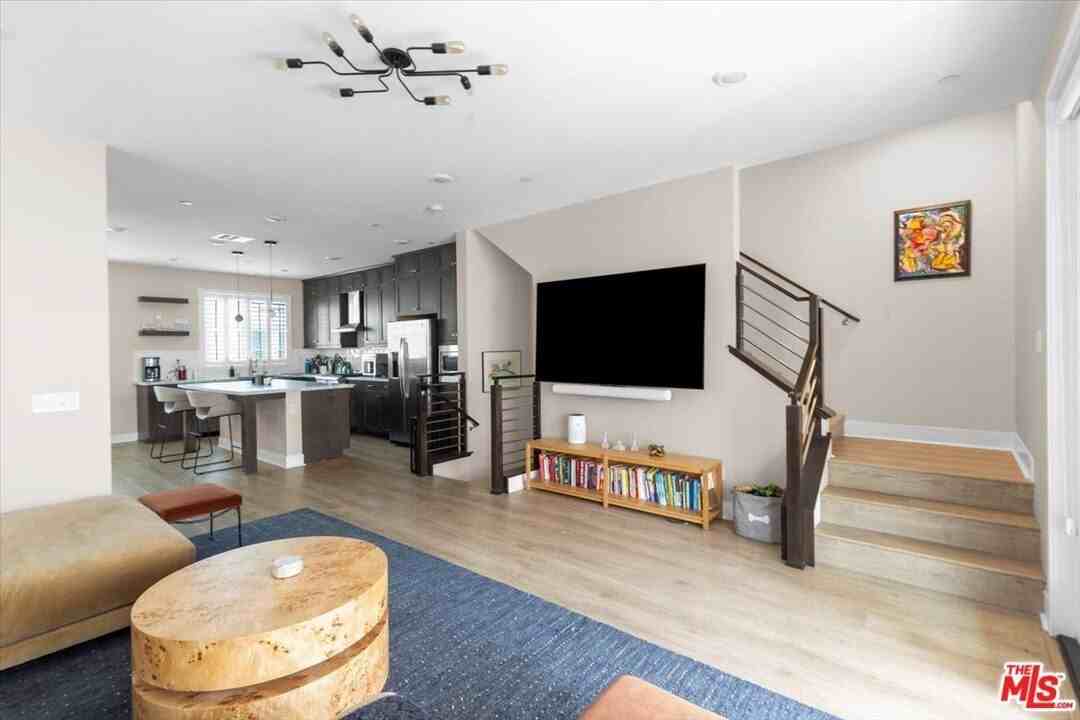 127 S Boeing Ln - Photo 7 of 23