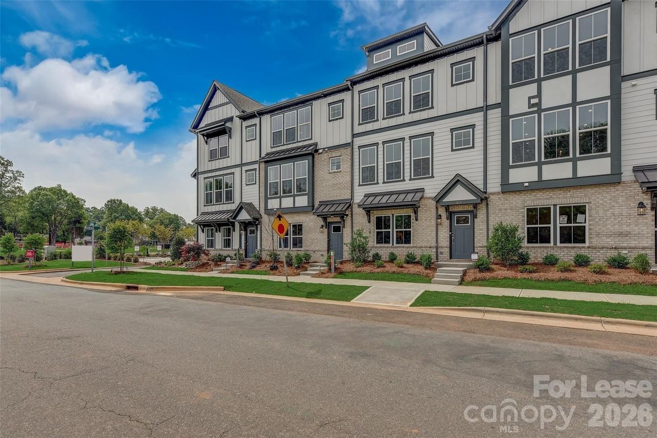 411 Jetton St - Photo 5 of 33