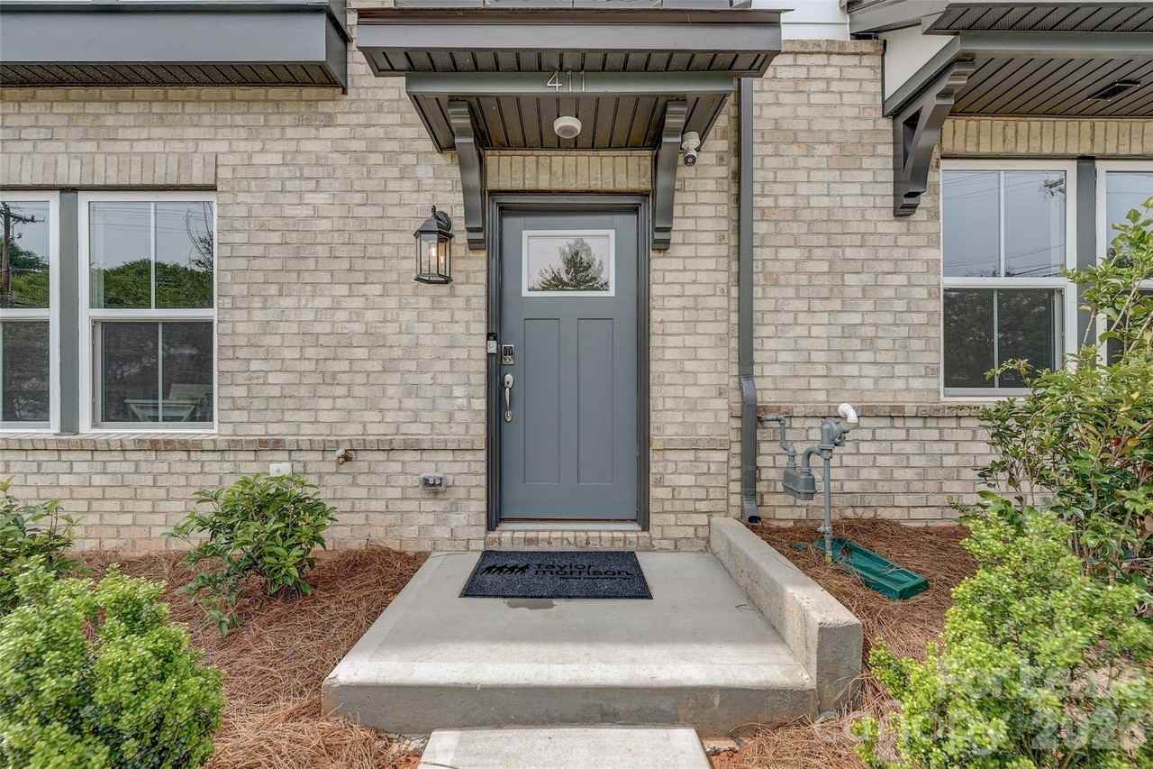 411 Jetton St - Photo 6 of 33