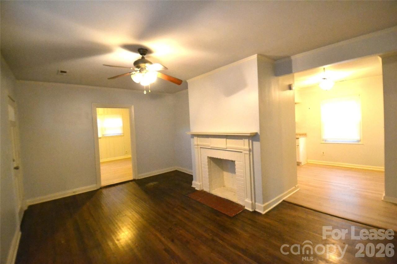 900 Leigh Ave - Photo 4 of 5