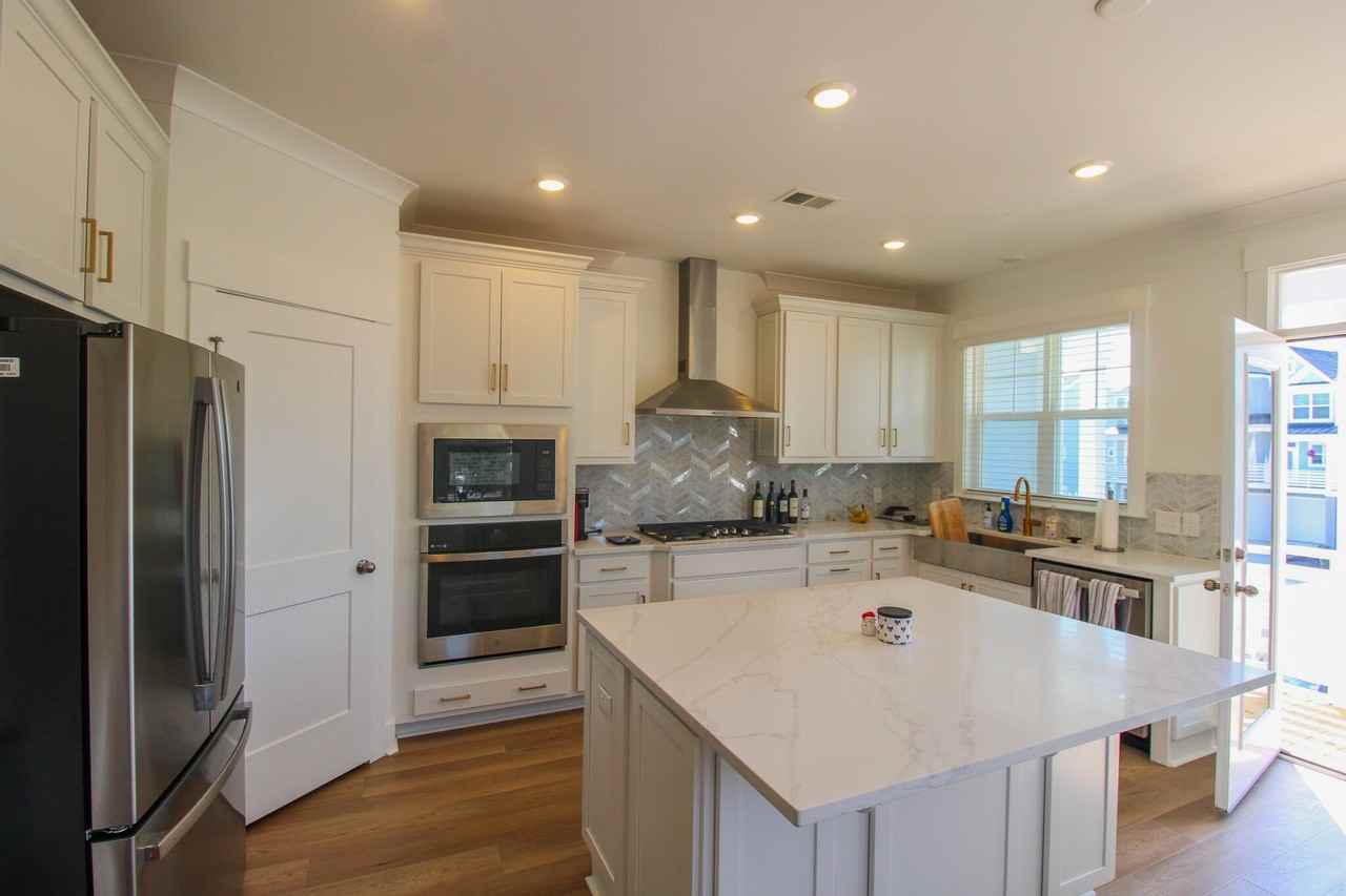 406 Katies Scenic Ct - Photo 4 of 24