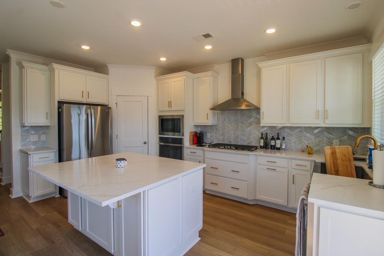 406 Katies Scenic Ct - Photo 5 of 24