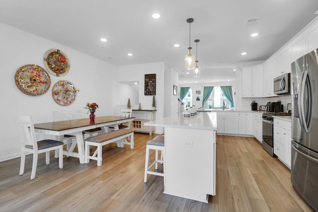 865 Recess Point Dr Unit 25 #25 - Photo 6 of 19