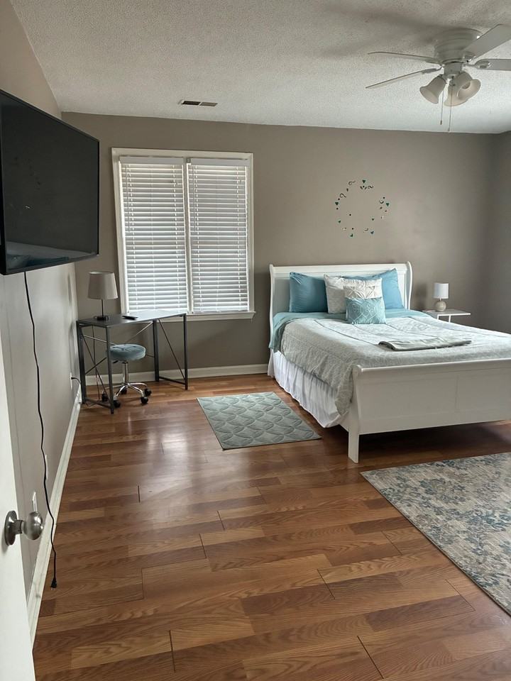 Dorothy Pl - Photo 3 of 18