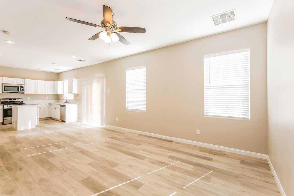 4409 Bacara Ridge Ave - Photo 4 of 17