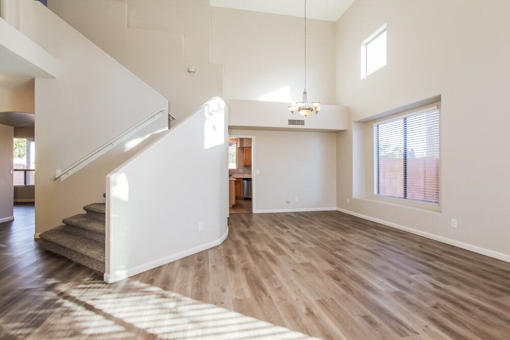 3918 W Escuda Dr - Photo 4 of 17