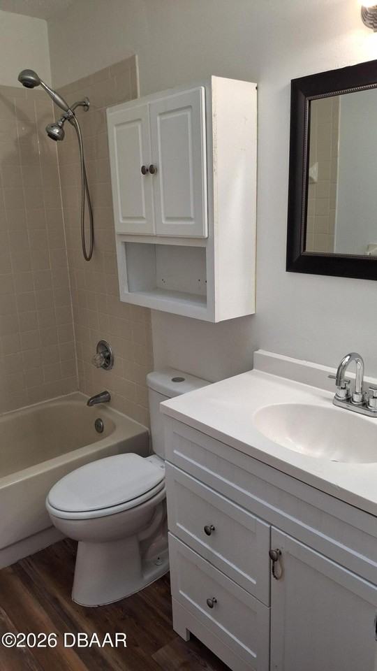 196 W Sandalwood Ct - Photo 6 of 38