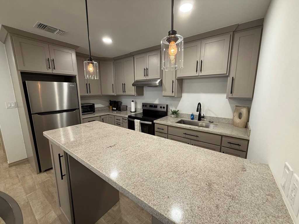 2873 Del Rio Blvd - Photo 5 of 12