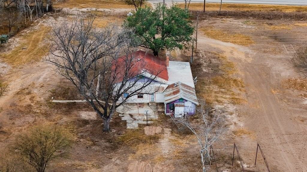 21058 N Highway 277 - Photo 6 of 50