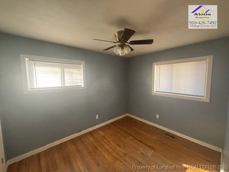 122 Douglas St - Photo 4 of 8