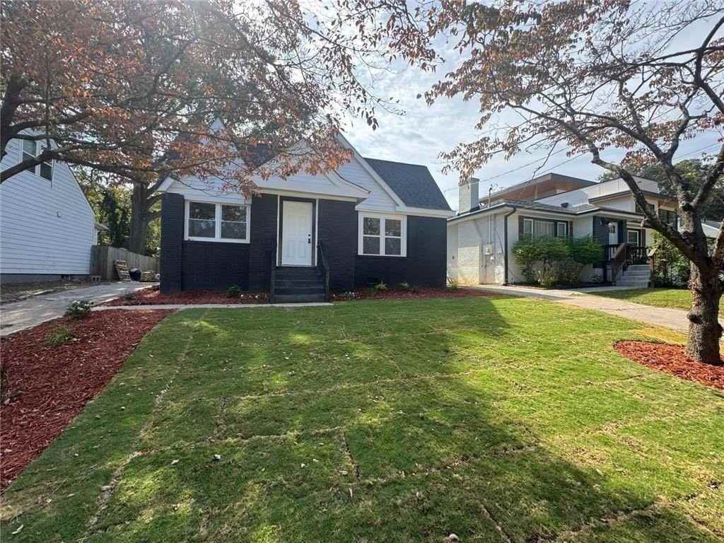 1332 Thurgood St Sw - Photo 6 of 40