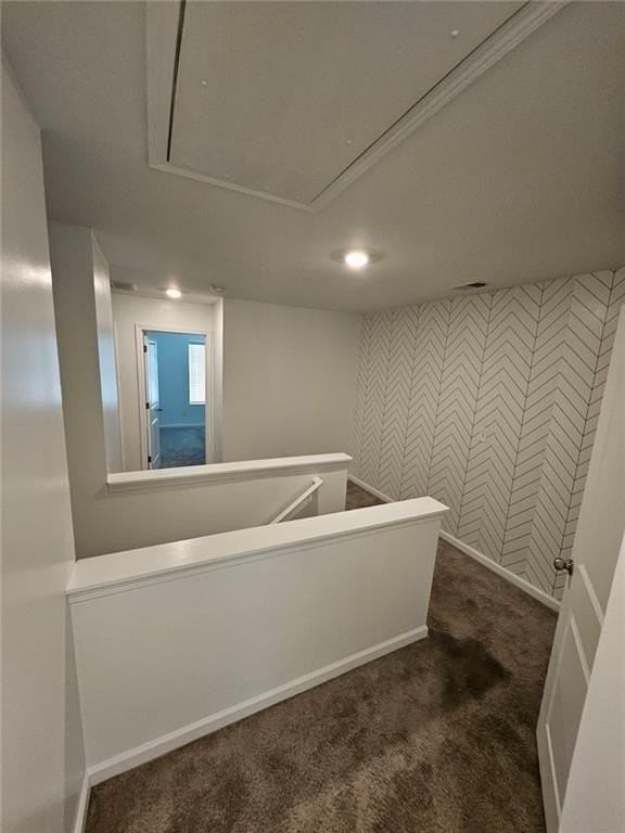 7490 Knoll Hollow Rd - Photo 7 of 10