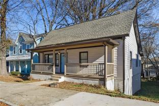 698 Garibaldi St Sw - Photo 1 of 1