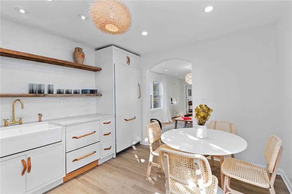 716 Stokeswood Ave Se Unit 2b #2B - Photo 5 of 23