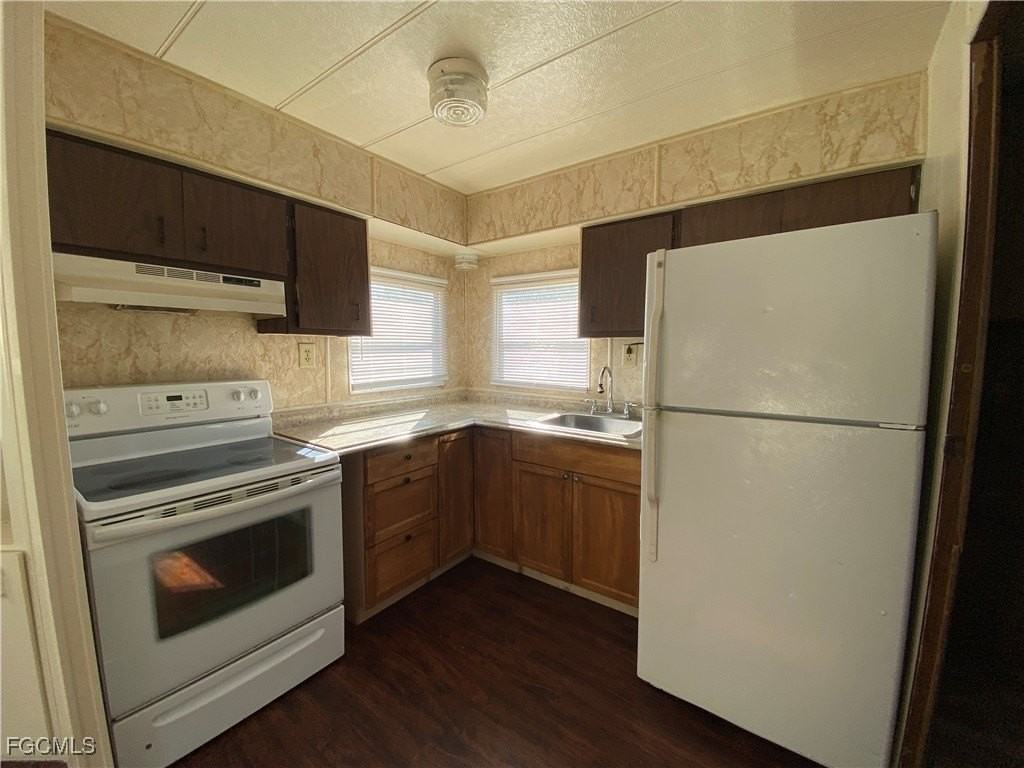 8335 Wooley Dr - Photo 4 of 12