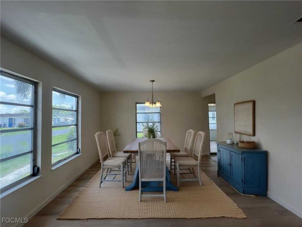 16 Tangerine Ct - Photo 2 of 24