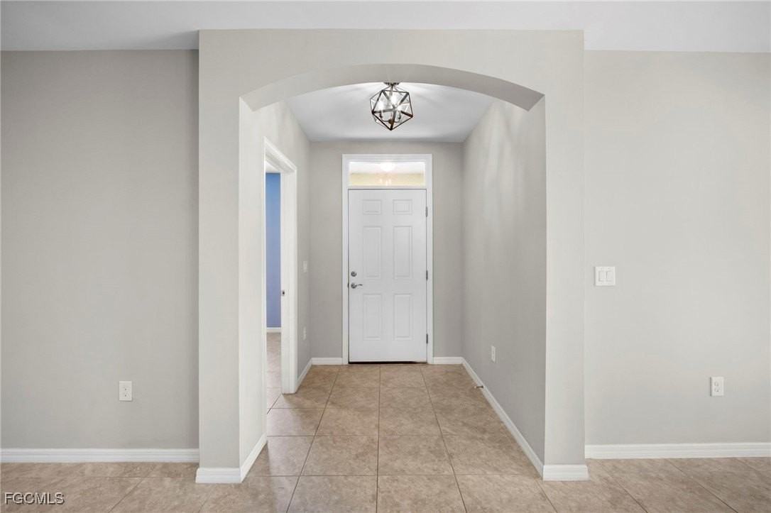 4290 Dutchess Park Rd - Photo 6 of 42