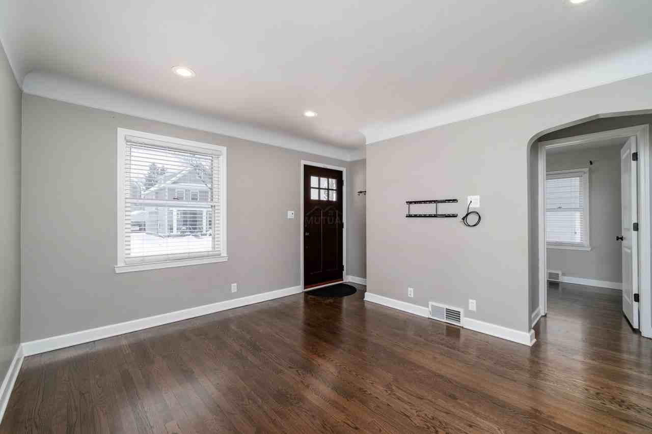 537 Bird Ave - Photo 4 of 8