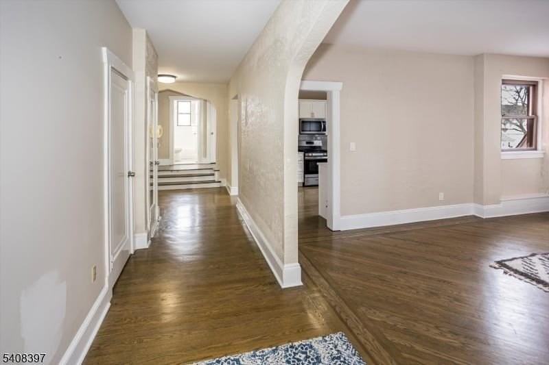 204 Church St #4D - Photo 5 of 30