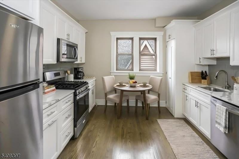 204 Church St #4D - Photo 6 of 30