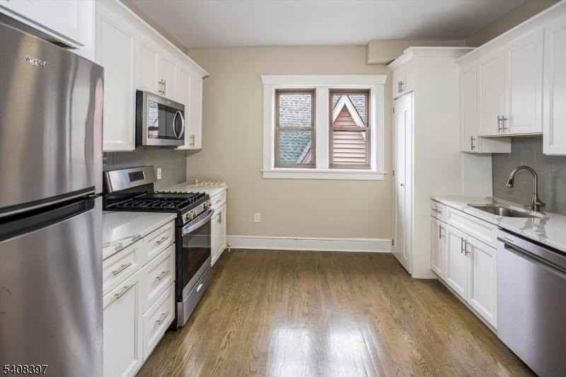 204 Church St #4D - Photo 7 of 30