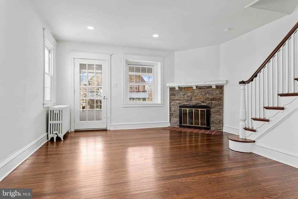 137 Kenilworth Rd - Photo 5 of 29