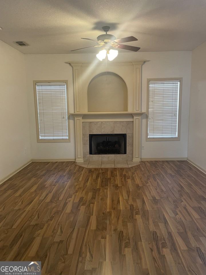 1114 Southbend Dr - Photo 2 of 13