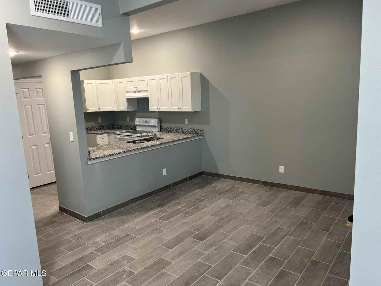 13380 Soleen Rd Unit 1 #1 - Photo 3 of 11