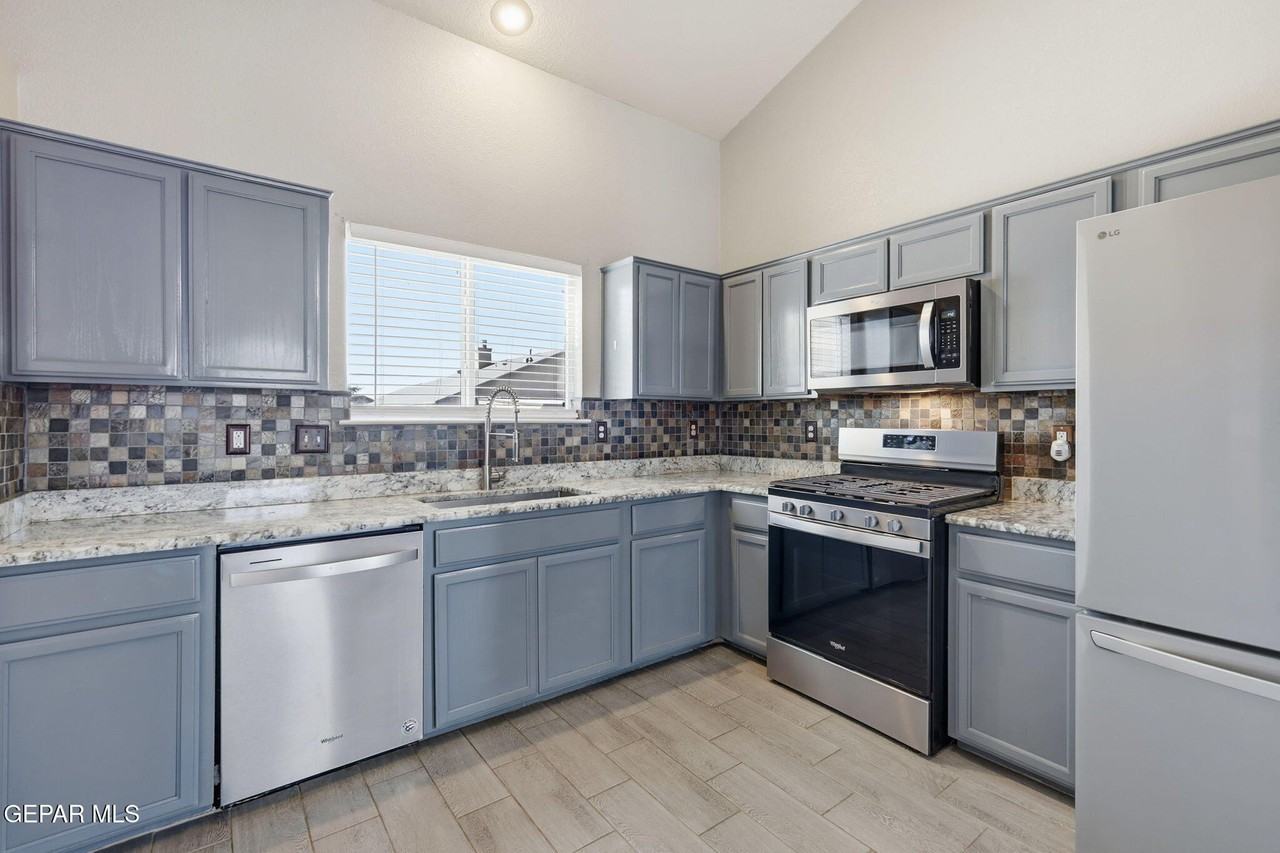 2913 Pino Blanco Pl - Photo 5 of 26