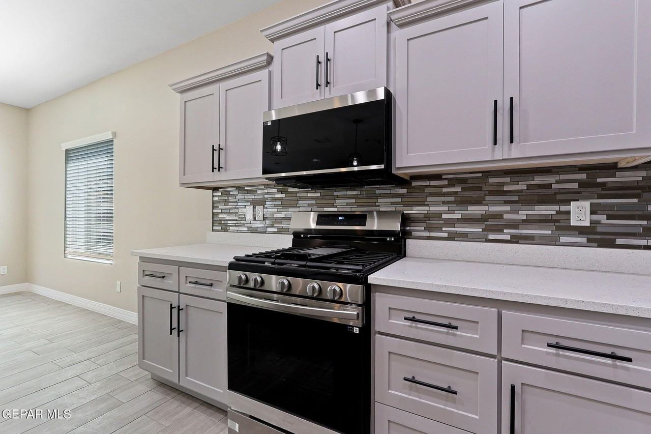 9853 La Morenita Cir - Photo 6 of 27