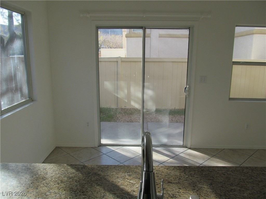 9911 Copano Bay Ave - Photo 7 of 29