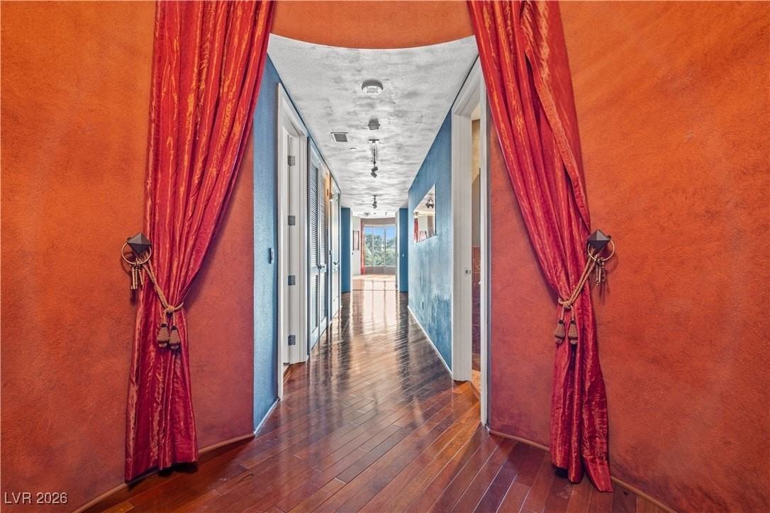 360 E Desert Inn Rd #403 - Photo 6 of 43