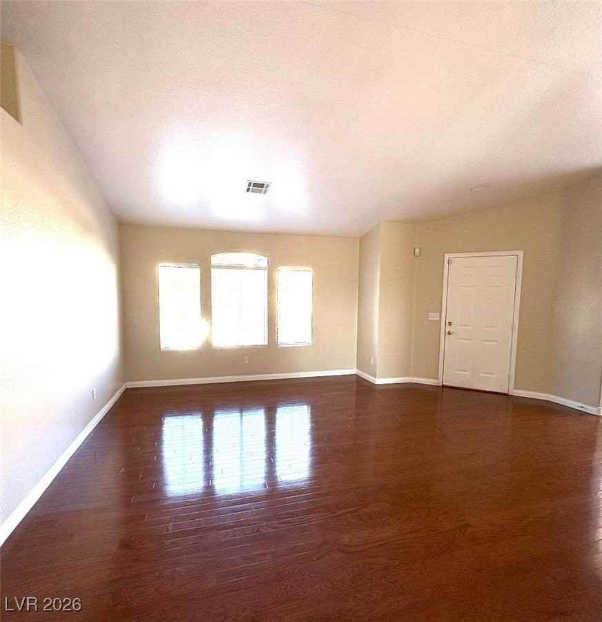 8945 Goddess Ct - Photo 7 of 32