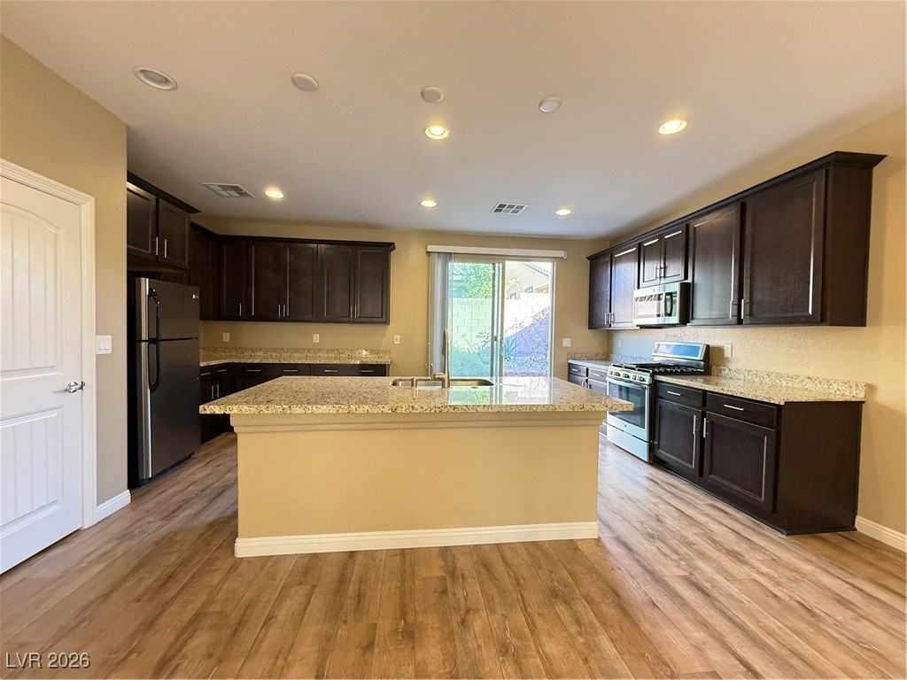 6166 Allen Cove Ct - Photo 5 of 31