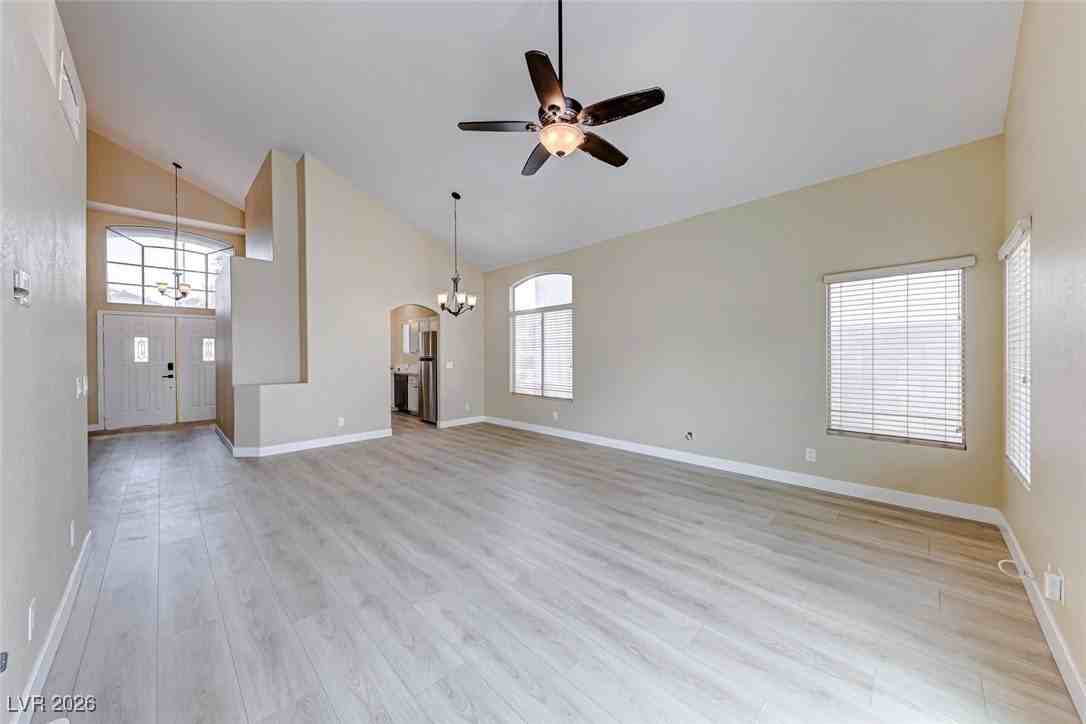 926 Dancing Vines Ave - Photo 3 of 30